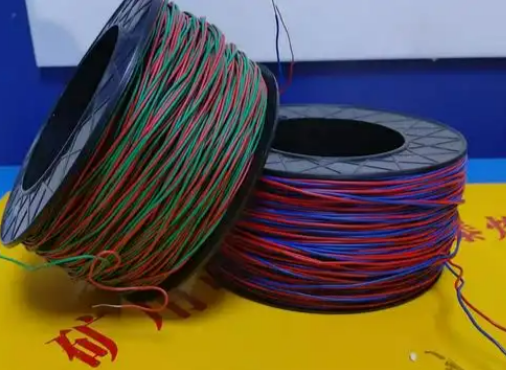 武宁放炮线的主要材质有哪些？不同材质的适用场景有何区别？